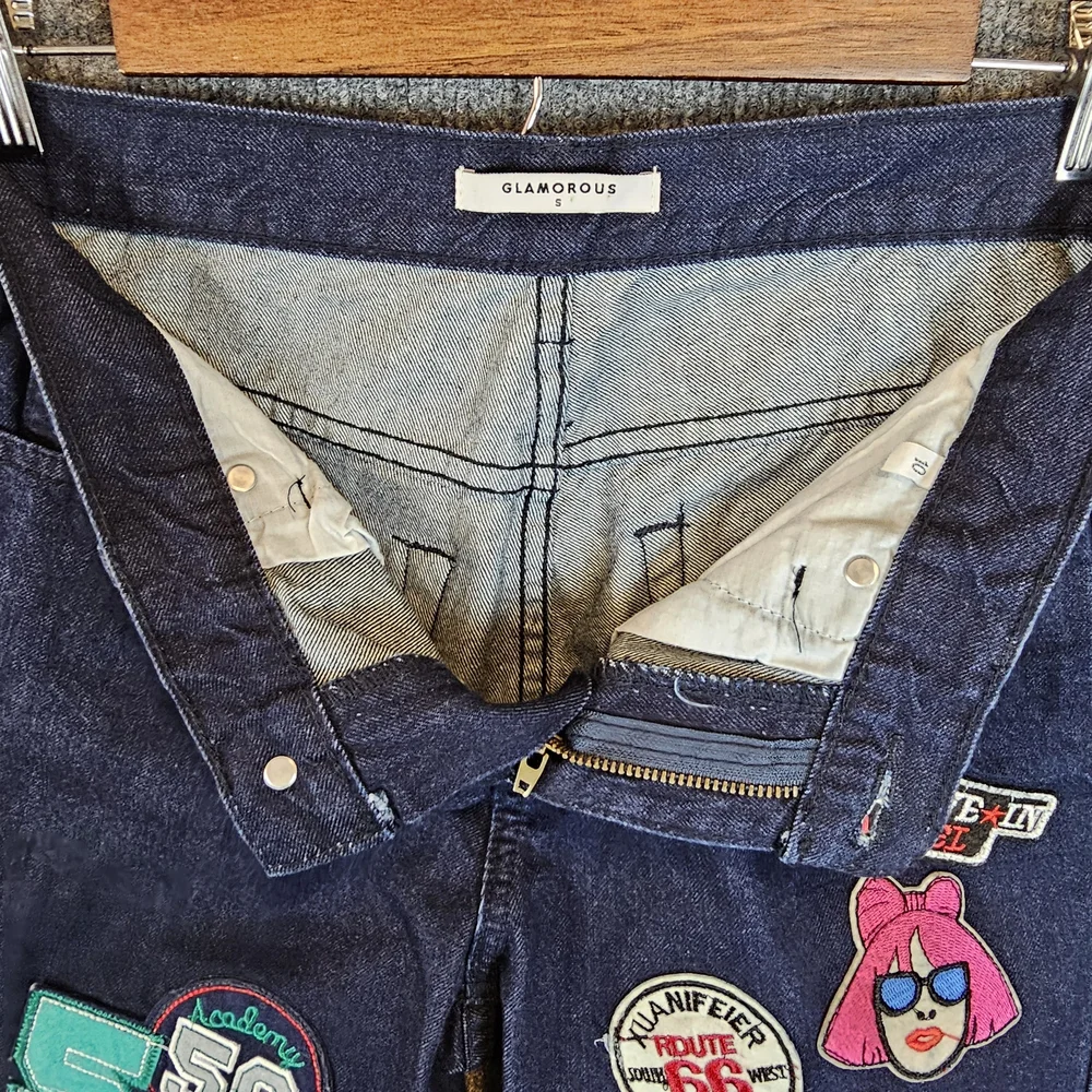 Glamorous Dark Blue Straight Leg Jeans with Colorful Patches - Picture 4 of 7